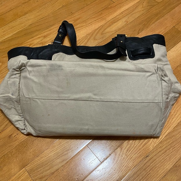 Tory Burch Amanda Tote and Wallet - Picture 5 of 8